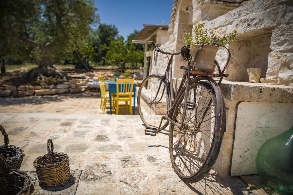 Wepuglia - Paradise Trulli Castellana Grotte Exterior photo